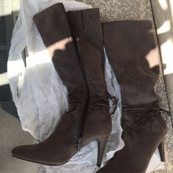 Brown Boots Size 7.5