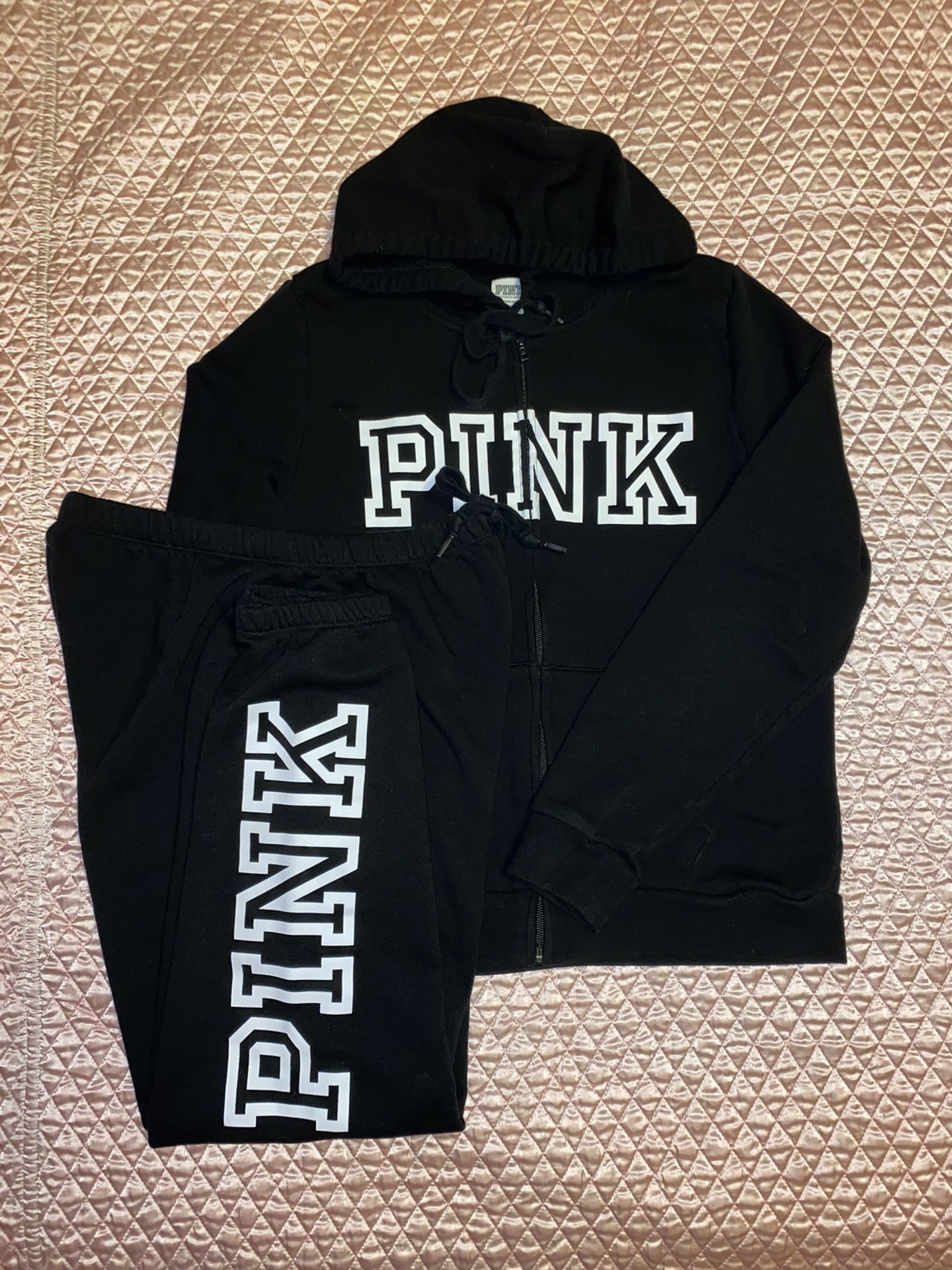 Victoria’s Secret PINK logo fleece set