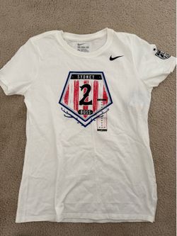 US Women’s Soccer T-Shirt - New Medium