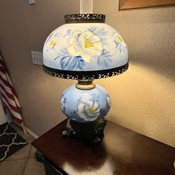 Vintage Floral Lamp