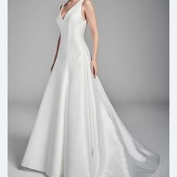 Suzanne Neville liliana Wedding Dress