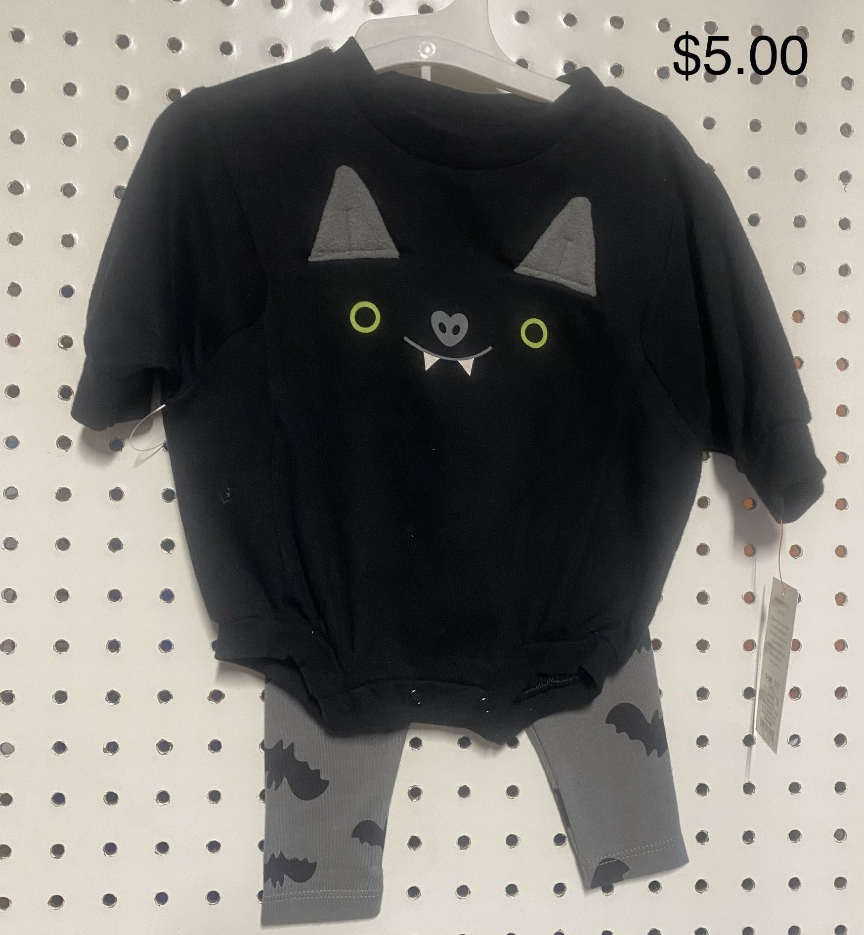 New Halloween Onesie with Pants Size 0-3 Months