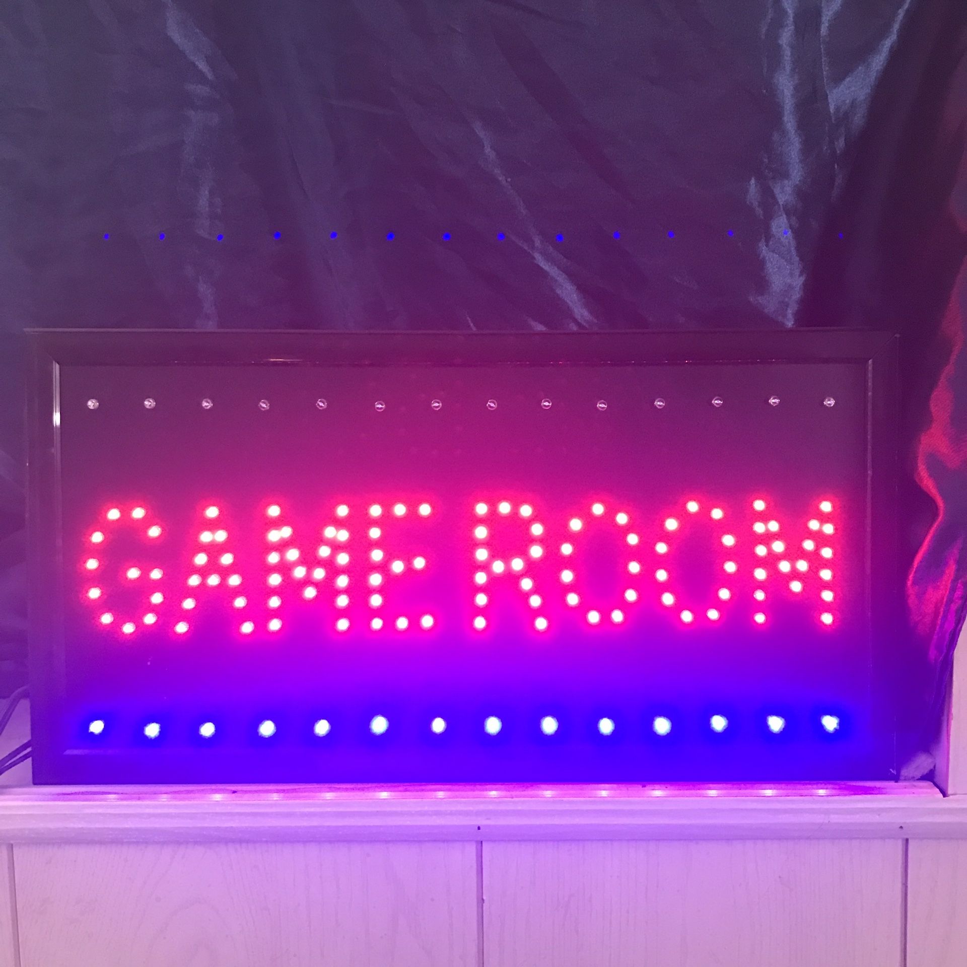 FLASHING GAME ROOM SIGN