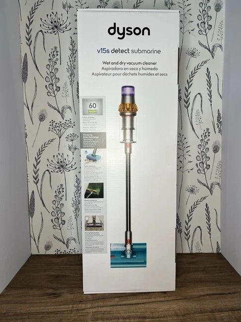 Dyson-V15s-Detect-Submarine-vacuum-cleaner