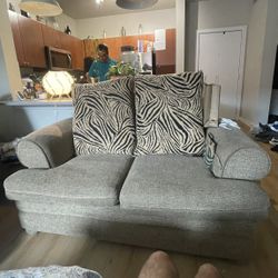 Wild Cat Print Love Seat Couch With 4 Pillows