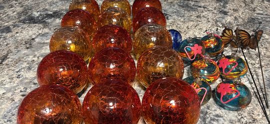 18 Cracked glass solar  lights + hummingbird feeder