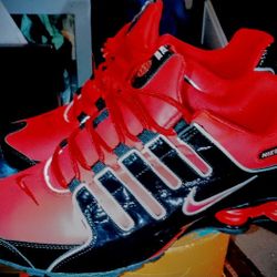 New Nike Shox  NZ Ferrari Red And Shiney Black Size 11 