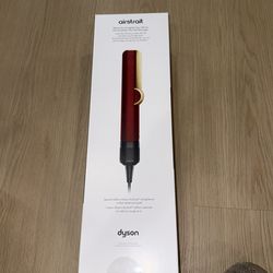 Dyson Airstrait