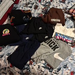 Mens Joggers/hoodies/shirts