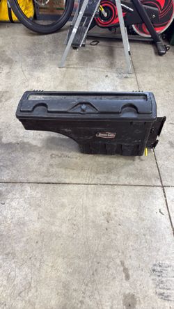 Cargo Box For 8’ Ford Truck