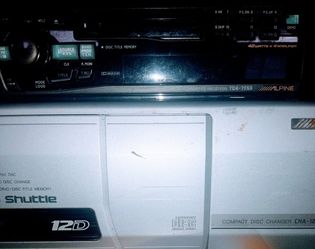 Alpine TDA-7563 & Alpine CD Shuttle 12D CHA 1214 Ai-NET