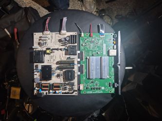 Model 75S41BR [Video & Power Board Only]

TCL 75" S Class 4K UHD HDR LED Smart TV with Roku TV – 75S41BR 