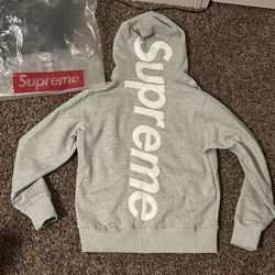Supreme Hoodie 