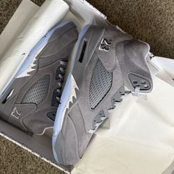 Wolf Grey 5’s Size 13