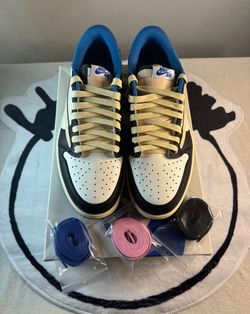 Travis Scott air Jordan 1 fragments size 9 9.5 10 11