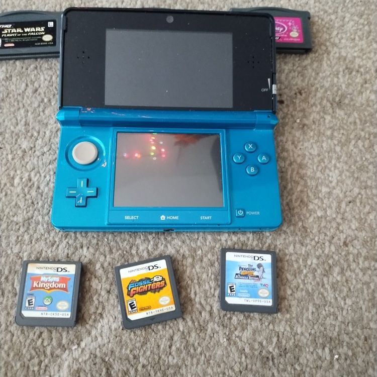 Blue Nintendo 3DS With Games And Case 