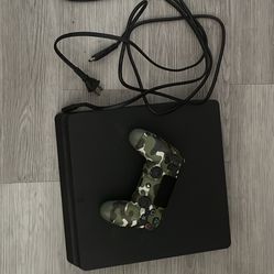 PS4 Console 
