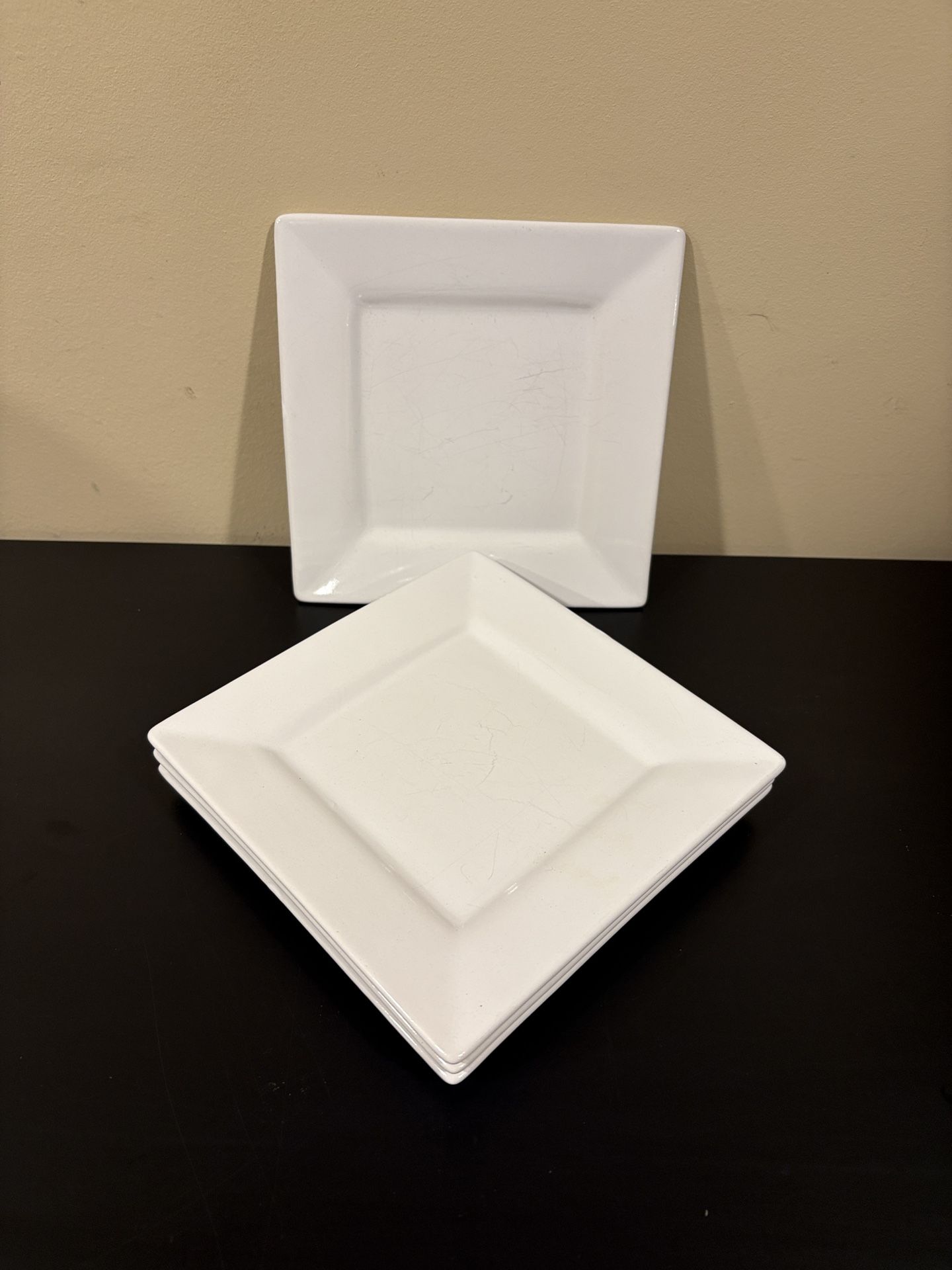 Mulino New York stoneware square plate