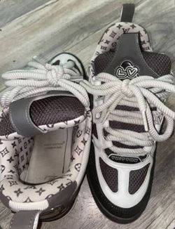 Lv Sneakers