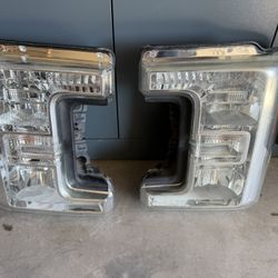 2017 Ford F‑250 OEM Headlights – $150