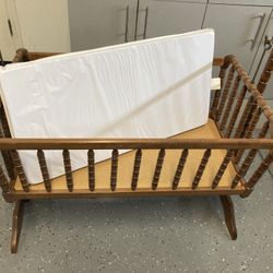 Baby cradle Wooden, With New Mattress 
