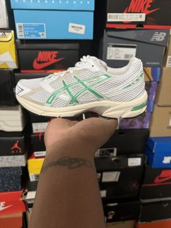 Malachite Green ASICS Gel 1130 - Size 7.5W/6M - CASH ONLY‼️