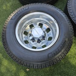 6 2025 GMC DENALI 3500 DULLY WHEELS&TIRES 8X210 $1600