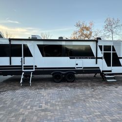 NEW 2026 Brinkley I294 Travel Trailer RV Camper