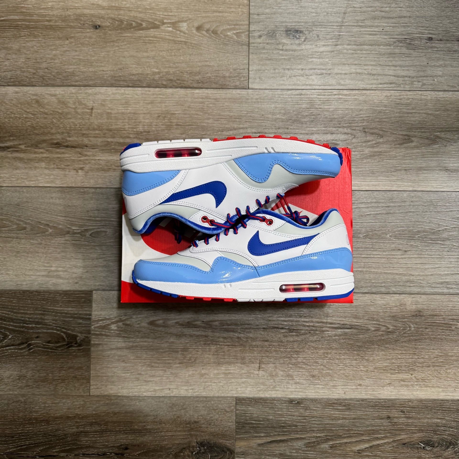 Nike Air Max 1 Atlanta Braves Size 11