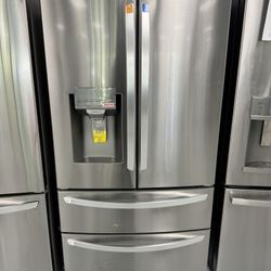 LG 28 Cu.ft French Door Refrigerator With Water And Ice