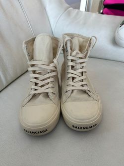 Balenciaga Size 40