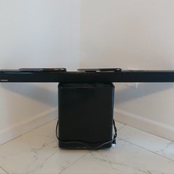 Samsung HW-F550/ZA Soundbar, Samsung PS-WF550 Wireless Subwoofer.