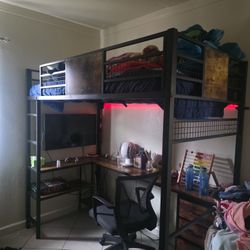 Bunk BED Desk 