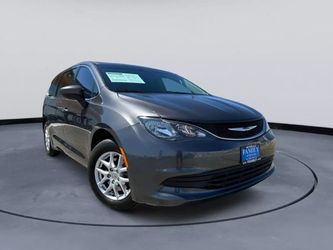 2020 Chrysler Voyager