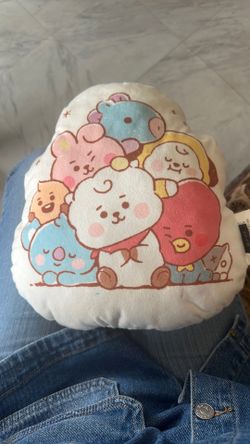 BT21 Line Pillow