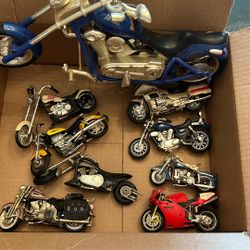 Vintage Toy Motorcycles 9 Total One Needs The Wheel Glued Back On