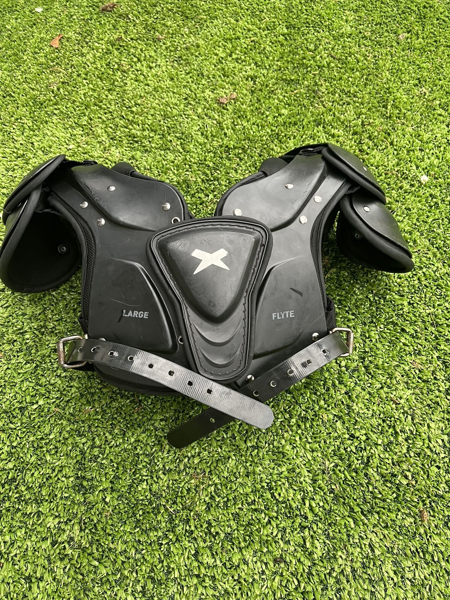 Xenith Flyte Youth Large Pads and Adidas “Goat” Backplate