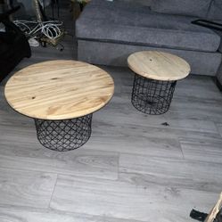 2 End Tables 