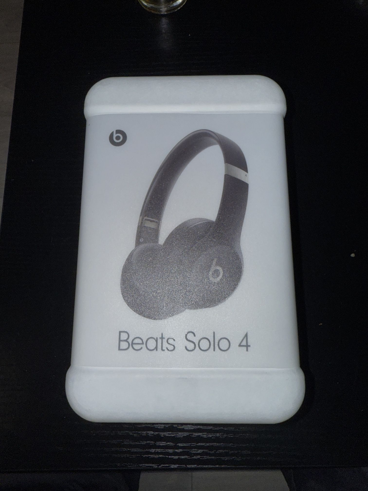 Beats Solo 4