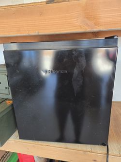 Small Refrigerator