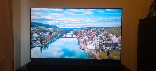 TCL Qled MiniLED QM5K 50" and soundbar