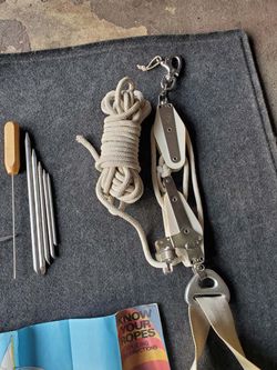 Schrieffer Boom Vang Snap Shackle triple Fiddle block with Becket main sheet tackle very good condition like new