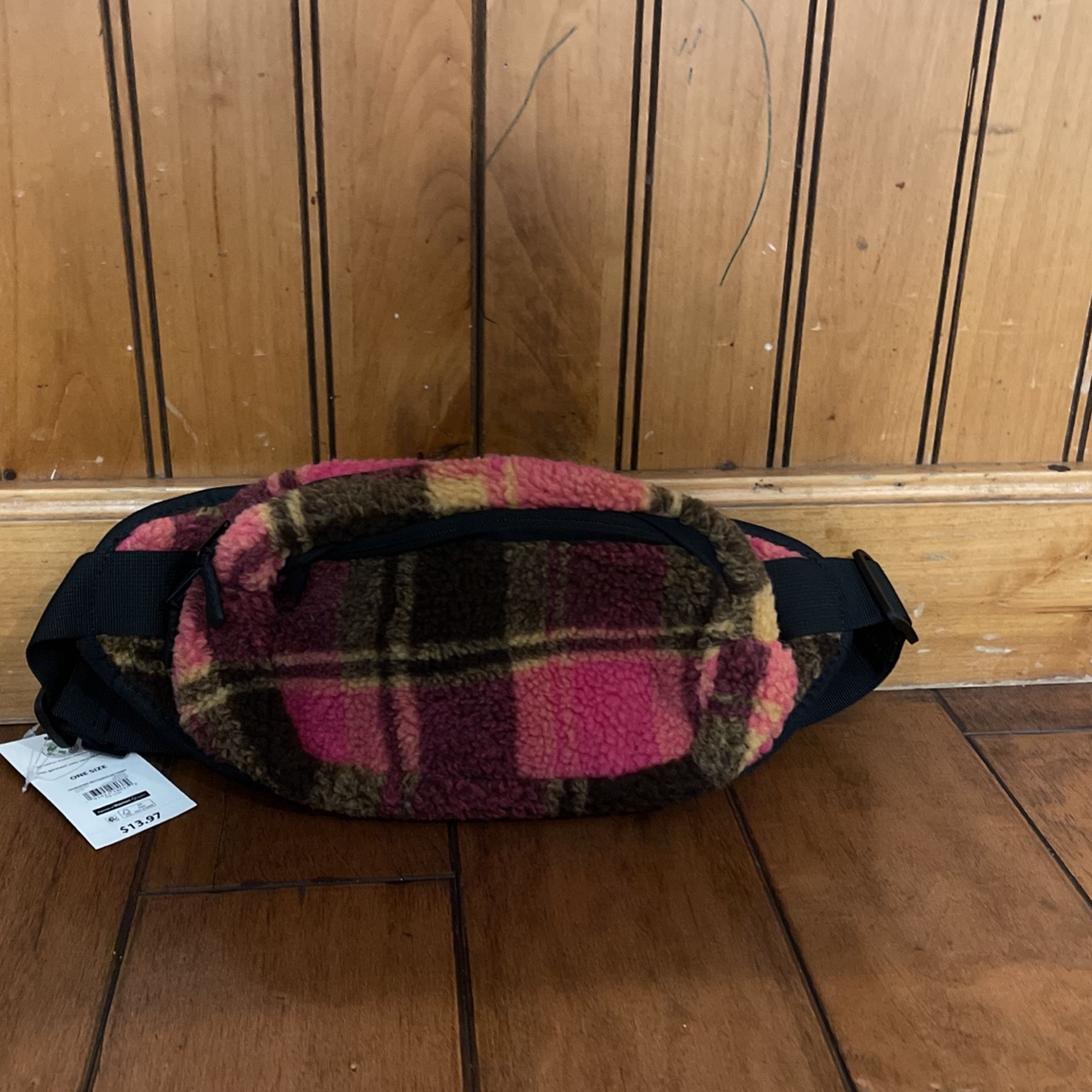 No Boundaries Women's Hands Free Rectangular Fanny Pack Pink Plaid