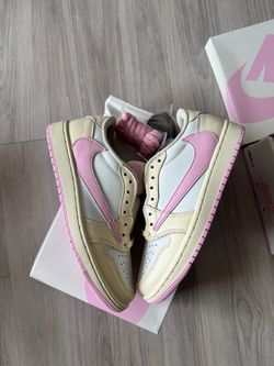 Size 6 youth / 7.5 women jordan 1 low