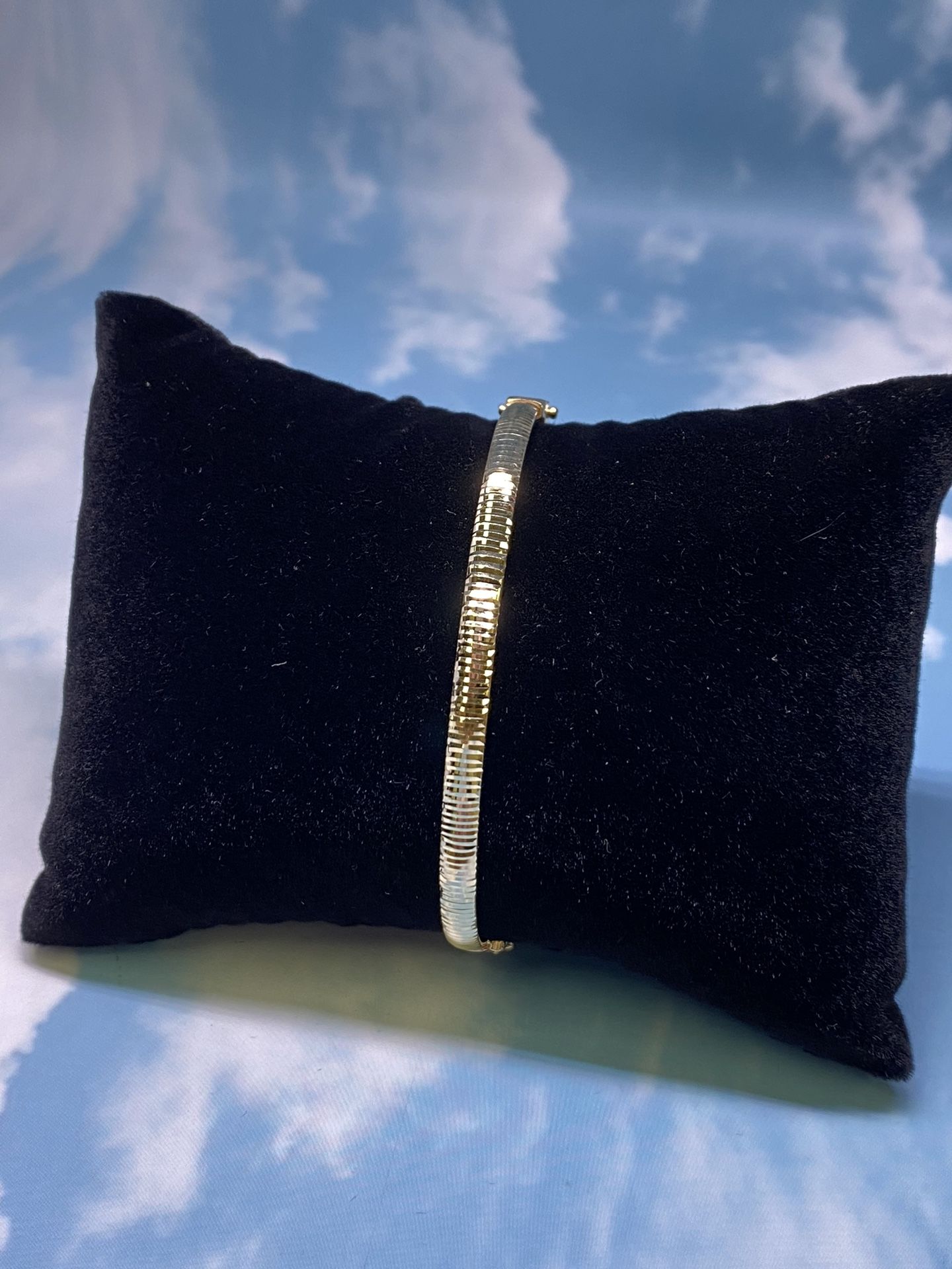 14k Bangle Bracelet