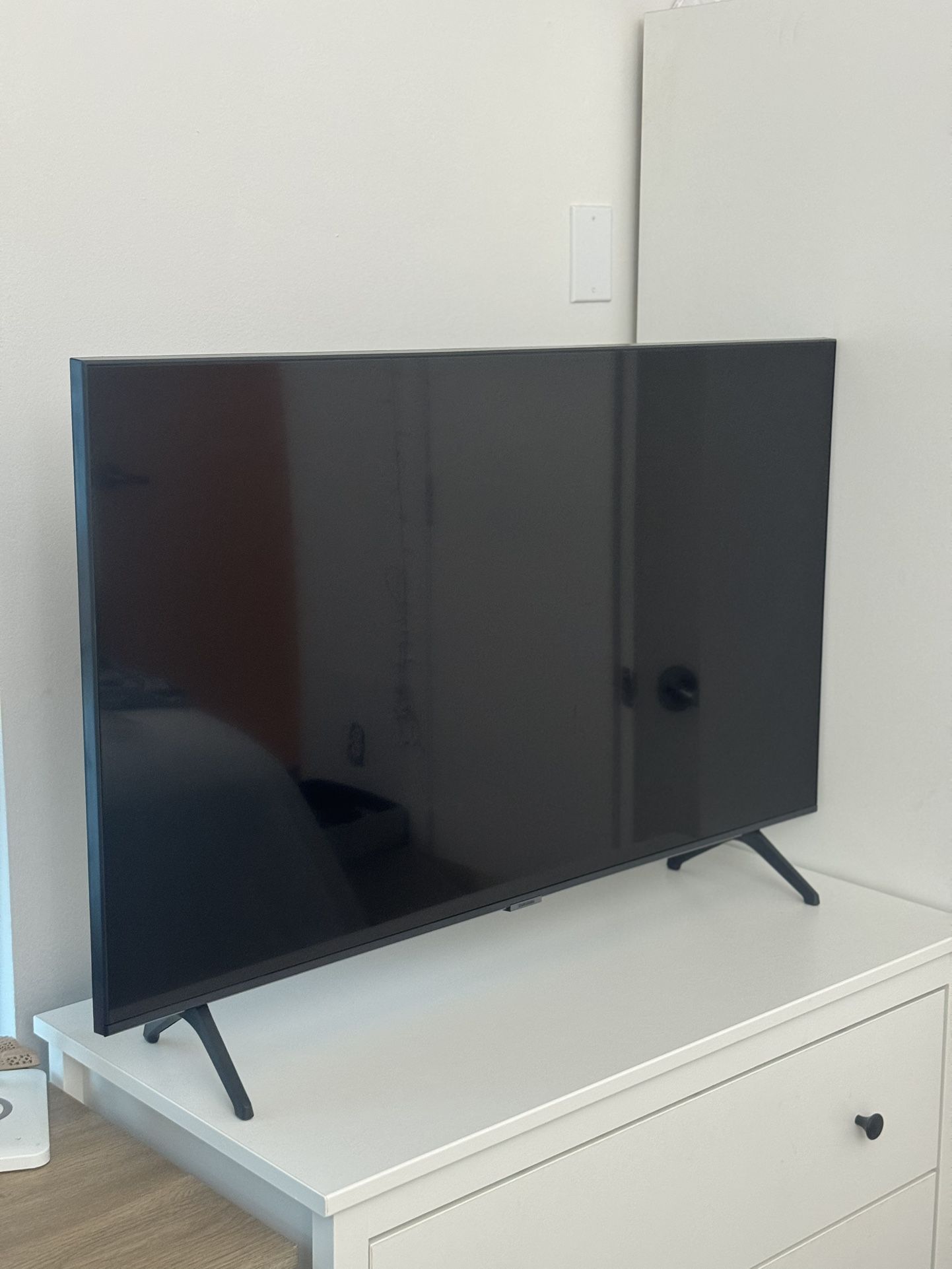 Samsung 43 Inch Smart Tv (2022)