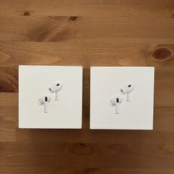 2 x Apple AirPods Pro 2nd Generation w/ MagSafe Wireless Charging Case (Lot 2)