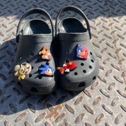 Size 10 Toddler Gray Crocks 