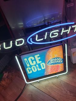 BUD LIGHT GLASS TUBE NEON LIGHT..WORKS GREAT 👍 TEST IT BEFORE YOU BUY IT...COMES WITH DIMMER..REALLY BRIGHT GREAT COLORS...CHECK OUT MY PAGE FOR MORE