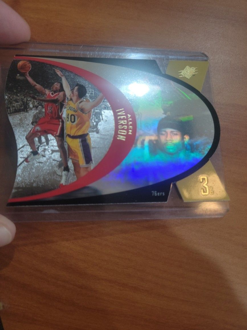 Allen Iverson 1997 Upper Deck Spx Rc #spx35 Holo Gold Die Cut Basketball Card main image 6